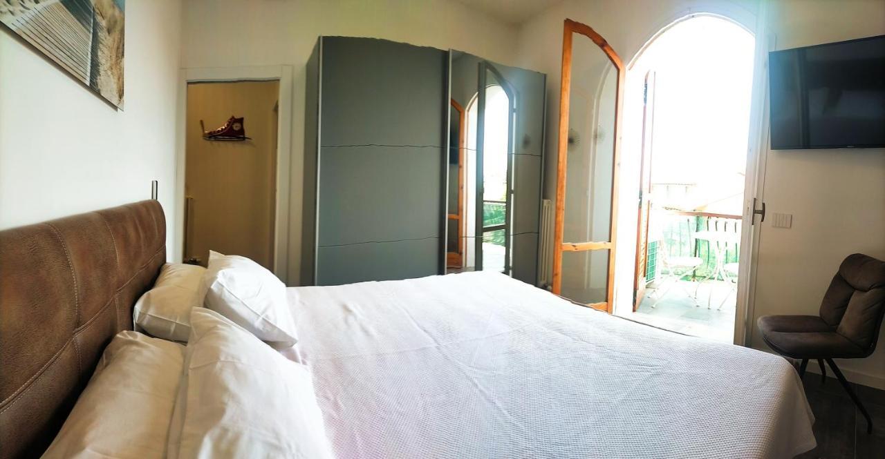 Apartment Princess I Пескиера дел Гарда Екстериор снимка